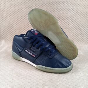 Men’s Size 8.5 Reebok North Carolina Classic Sneakers Blue Light Blue Accents